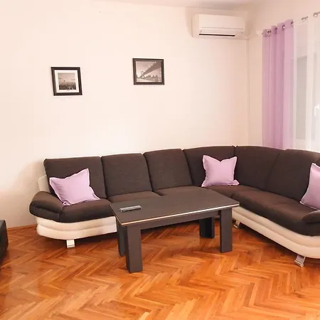 Marini Apartman *