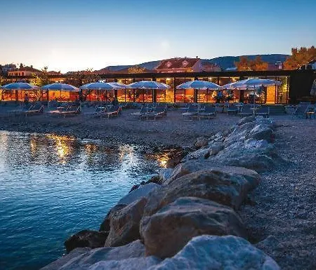 Marini Lägenhet Trogir