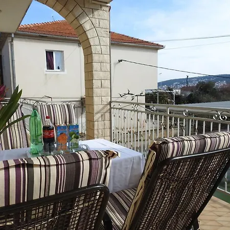 Marini Lägenhet Trogir