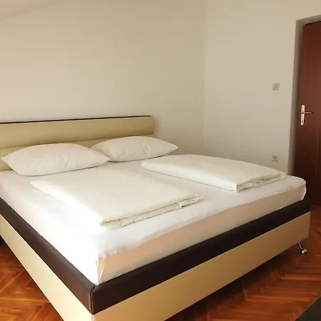 Marini Apartment *